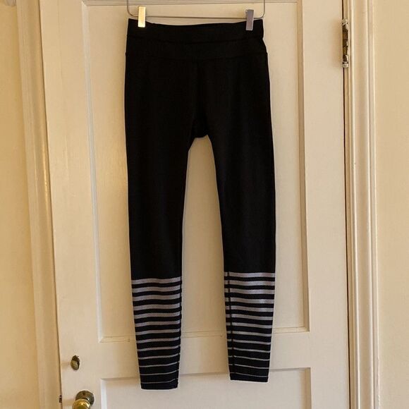 Athleta Silver Stripe Sonar Leggings Size Small - Picture 2 of 11
